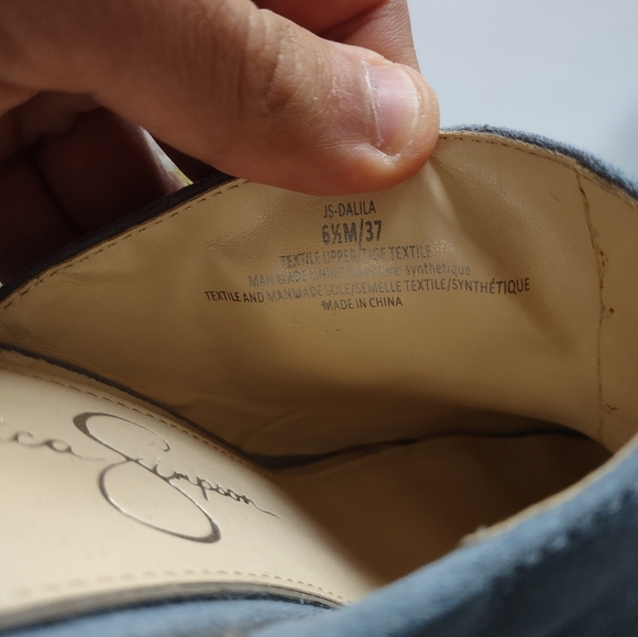 Jessica Simpson women's shoes size 6.5us - Picture 6 of 8